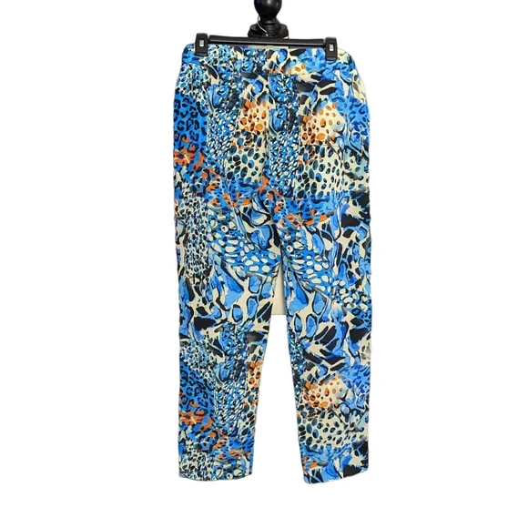 Fun Graphic Pant by Tiempo Isabella Arriaga - Picture 2 of 9